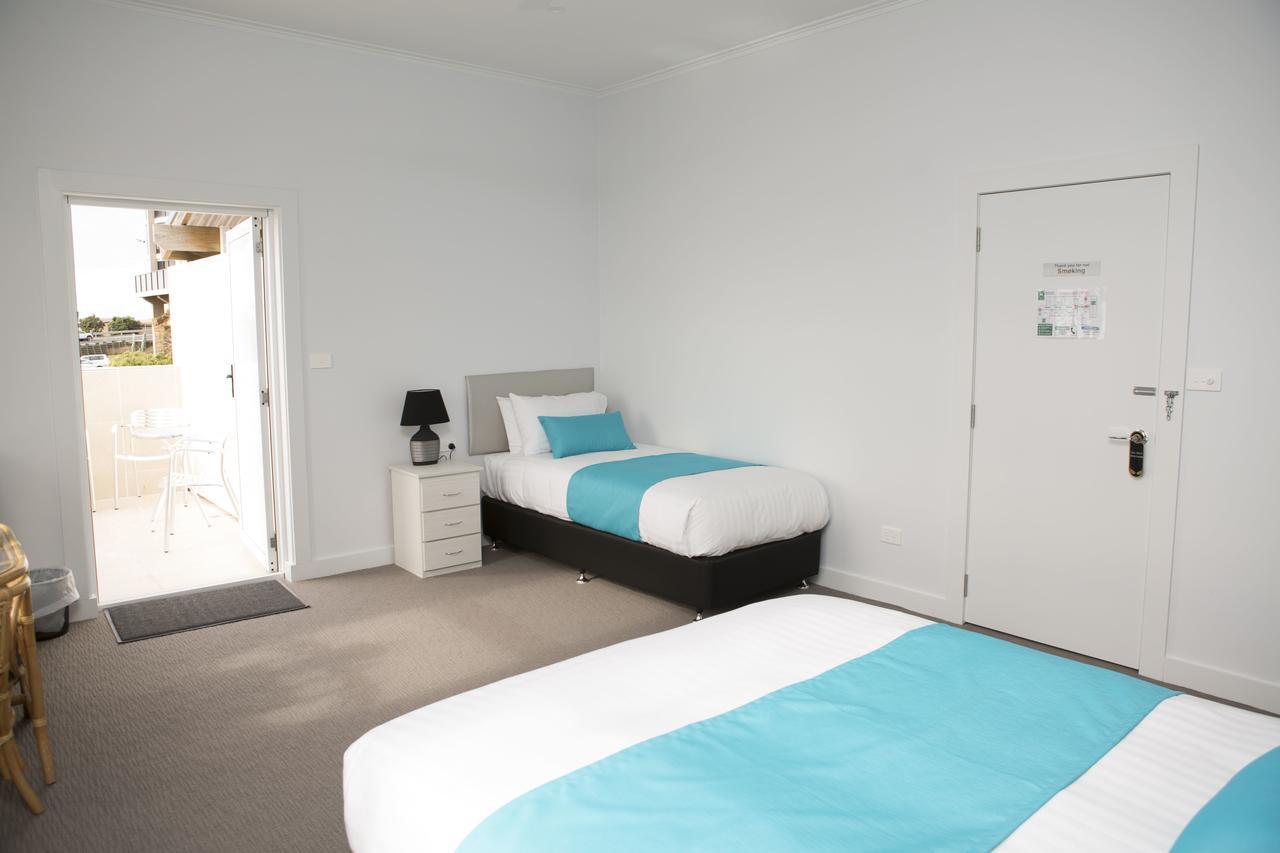 Beach Hotel Burnie Exterior foto